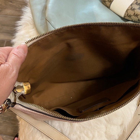 Coach bag and two Michael Kors bags - Picture 6 of 16